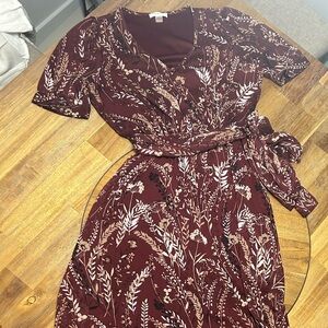 Calvin Klein Floral Burgundy V-Neck Floor-Length Flowy Dress